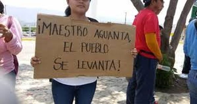 Activistas-académicos-artistas…exigen-a-Peña-cese-a-la-violencia-contra-CNTE-en-Oaxaca