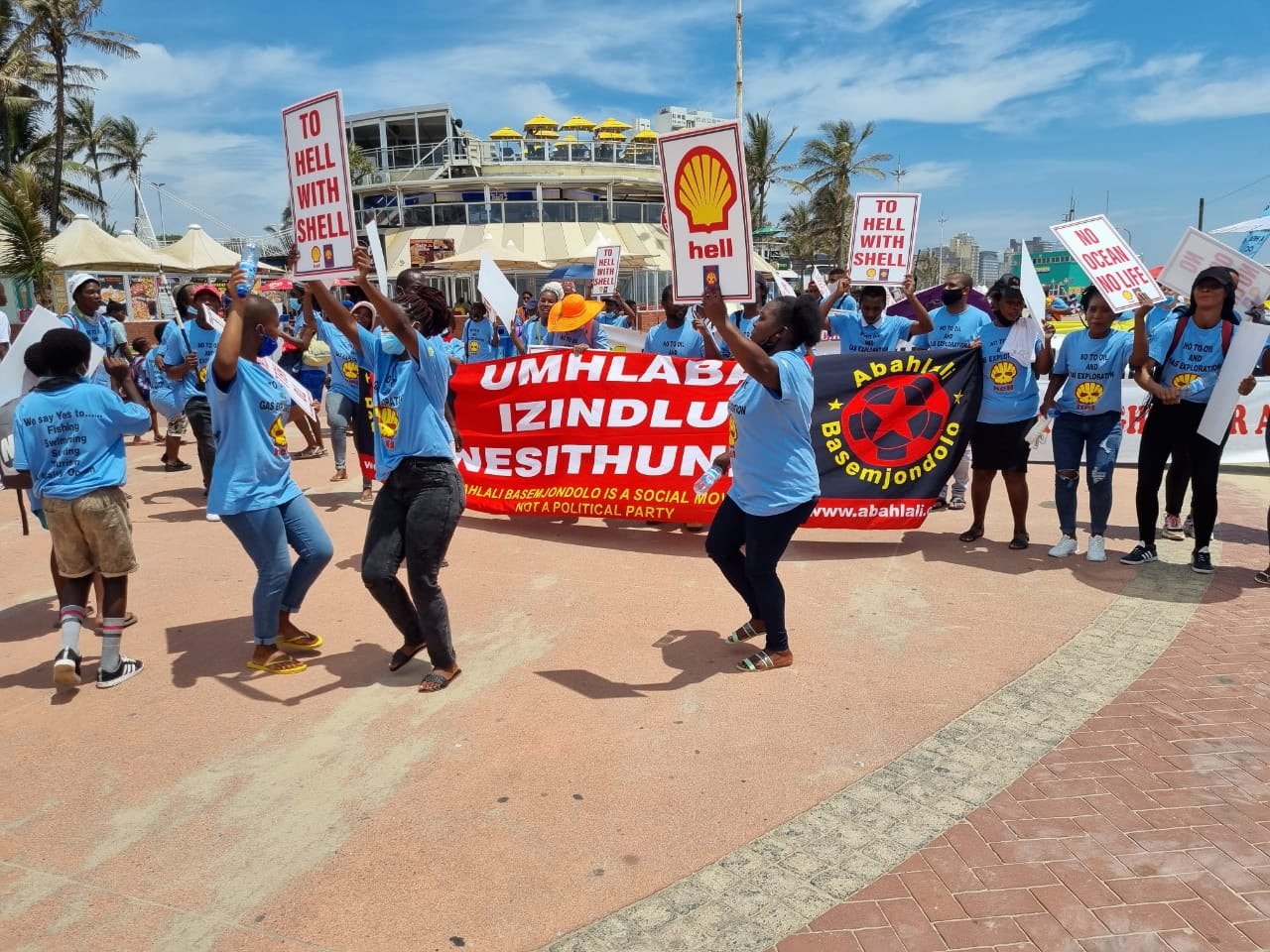 Indigeni del Sud Africa contro Shell